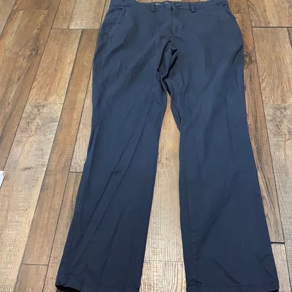 Men’s Old Navy Ultimate Straight Pants - Picture 1 of 6